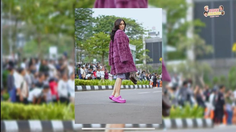 Jessica Iskandar Catwalk di Citayam Fashion Week Jessica Iskandar Catwalk di Citayam Fashion Week