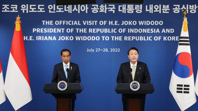 Presiden Yoon Suk Yeol mengatakan Korea Selatan dan Indonesia sama-sama memandang ancaman nuklir Korea Utara mengkhawatirkan dan membahayakan stabilitas kawasan