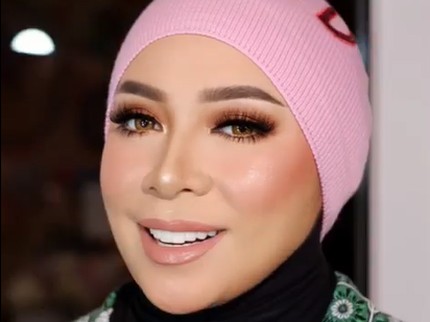 5 Artis Sukses Turunkan Berat Badan, Ussy Sulistiawaty Berhasil Turun 19 Kg