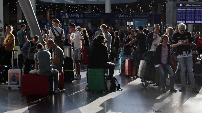 Butuh Tenaga Kerja, Jerman Bakal Permudah Syarat Jadi Warga Negara Jerman ingin mempermudah syarat menadapat status kewarganegaraan gegara butuh tenaga kerja.