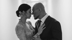 Isu Cerai, Ini 7 Foto Sabrina Chairunnisa & Deddy Corbuzier yang Tiba-tiba Hilang