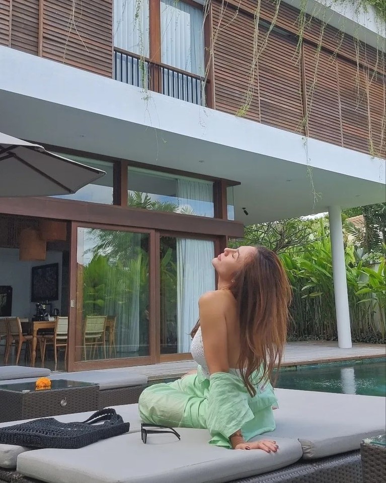 Wulan Guritno dan Sabda Ahessa Wulan Guritno dan Sabda Ahessa