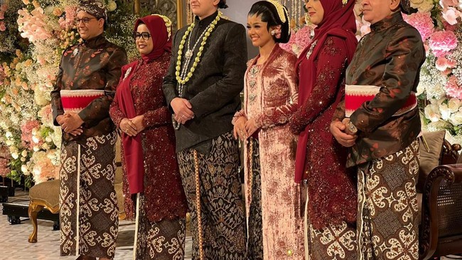 Gubernur DKI Jakarta Anies Baswedan bersyukur putri sulungnya, Mutiara Annisa Baswedan telah melangsungkan pernikahan dengan Ali Saleh Alhuraiby.