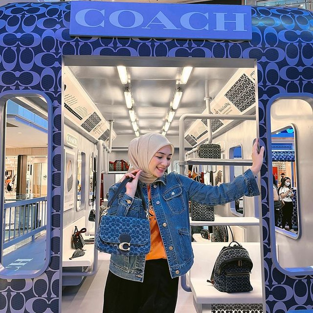 Adu Gaya Citra Ciki dan Margin Wieheerm