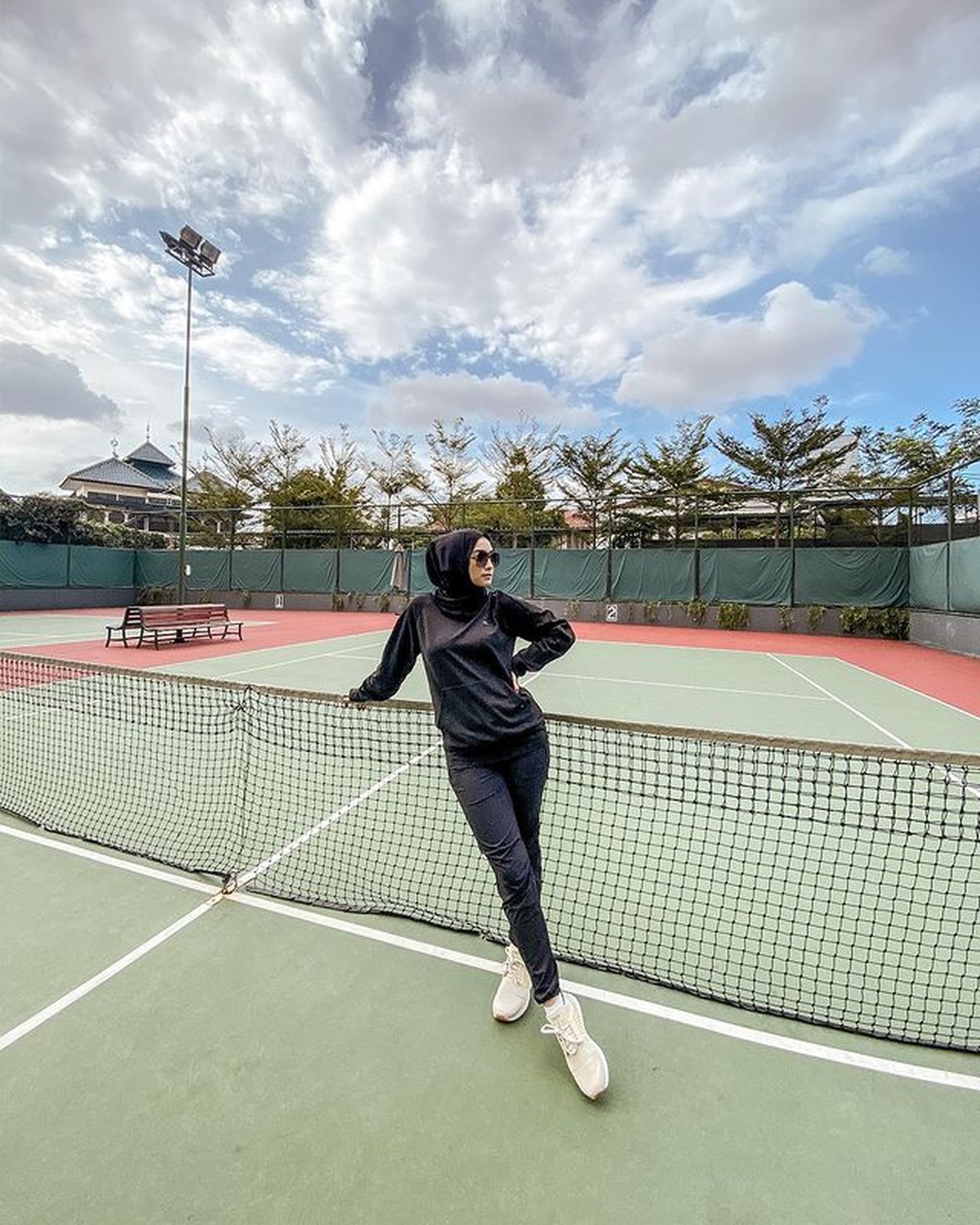 Adu Gaya Citra Ciki dan Margin Wieheerm