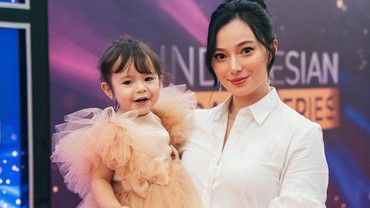 img-title Anak Makin Lincah, Asmirandah Siap Tambah Momongan