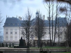 Ke Paris, Putra Mahkota Saudi Menginap di Rumah Termahal Dunia
