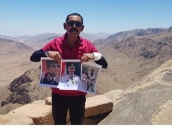 FX Rudy Bawa Foto Ganjar ke Gunung Sinai: Didoakan Jadi Pemimpin Indonesia