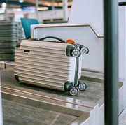 4 Barang yang Bisa Bahaya Bila Disimpan di Bagasi Pesawat, Smart Luggage Termasuk?