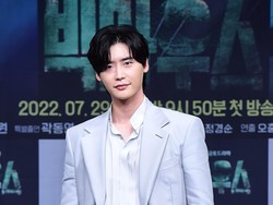 Siap Comeback, Lee Jong Suk Akan Bintangi Drama Baru