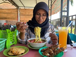 4 Rekomendasi Mie Sop Populer di Kota Medan
