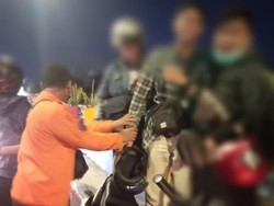 Ngaku banyak Utang, Pria Coba Bunuh Diri Lompat dari Jembatan Mayangkara