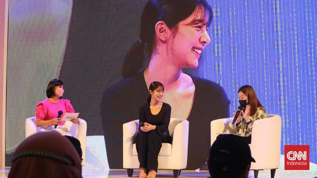 Aktris Seol In-ah mengaku takjub dengan para fannya di Indonesia saat fanmeet perdananya di luar Korea, Jakarta, Sabtu (30/7).