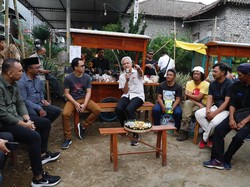 Ngopi Bareng Warga, Ganjar Bahas Potensi Wisata di Kecamatan Selo