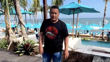 Sang Putra Lamar Kekasih, Hotman Paris: Jodoh Nggak Ada yang Tahu