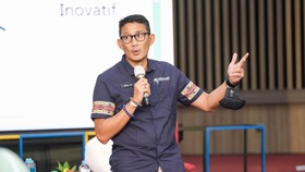 Sandiaga Serukan Pengembangan Ekraf Musik di Manado