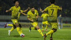 Barito Putera Pecat Dejan Antonic