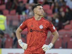 Chelsea Butuhnya Bek, Malah Datangkan Kiper