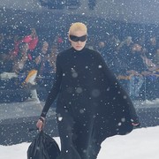 Balenciaga Buat 'Kantong Sampah' Termahal di Dunia Seharga Rp26 Jutaan!