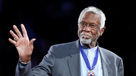 Legenda NBA Bill Russell Meninggal