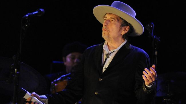Hakim membebaskan Bob Dylan dari tuduhan pelecehan seksual di masa lalu setelah penggugat mencabut gugatan pada Kamis (28/7).
