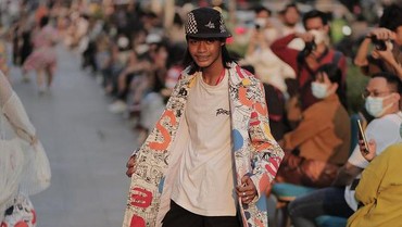 img-title Dulu Dibully, Kini Bonge Jadi Idola dengan Penghasilan Jutaan Rupiah