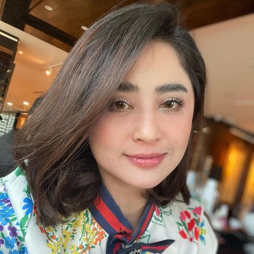 Dewi Perssik Dilamar Pilot Berstatus Duda