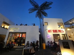 Viral Tempat Nongkrong ala Santorini di Kota Malang