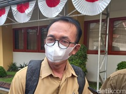 Ibu Siswi SMA di Bantul Bantah Kepsek soal Tutorial Jilbab: Pemaksaan!