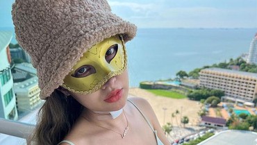 img-title Lucinta Luna Kaget Suara Khodam Masih Ada Meski Sudah Operasi 'Potong Leher'