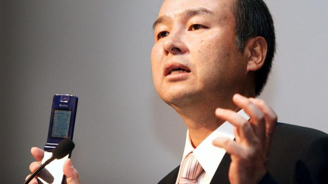 Softbank Rajin Buang Saham GOTO, Ini Orang di Baliknya