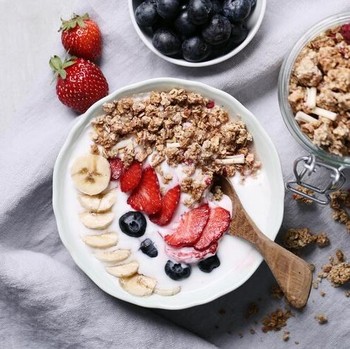 Ini yang Akan Terjadi pada Tubuh Kalau Kamu Rajin Sarapan Oatmeal Setiap Hari