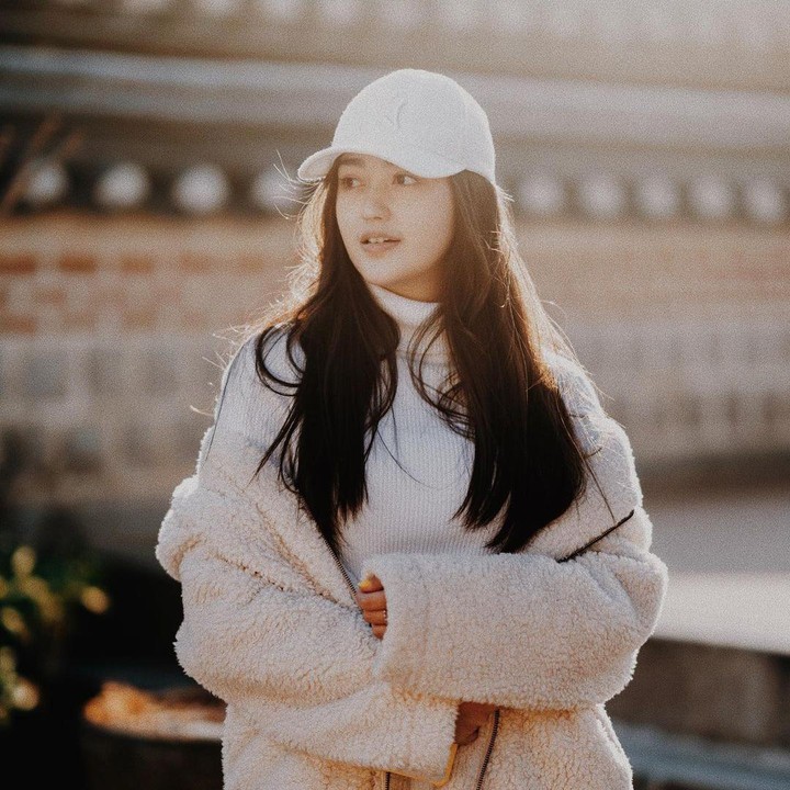 <p>Ranty Maria Aprilly Kariso atau lebih dikenal Ranty Maria merupakan artis muda populer di Tanah Air. Dara kelahiran 26 April 1999 ini selalu tampil memesona di berbagai kesempatan. (Foto: Instagram @rantymaria)</p>