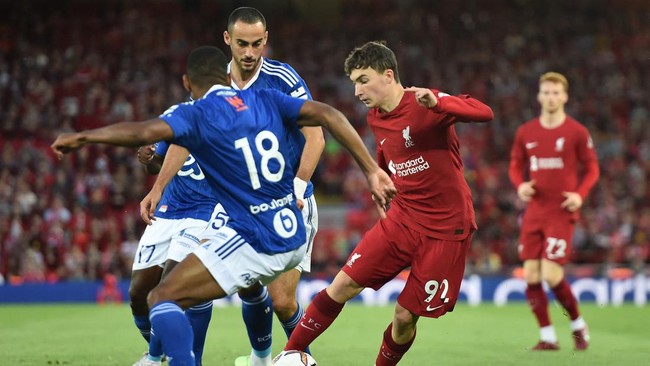 Liverpool menelan kekalahan telak 0-3 di kandang sendiri saat menjamu tim asal Prancis, Strasbourg, Senin (1/8) dini hari WIB.