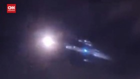 VIDEO: Penampakan Benda Asing Lintasi Langit Sumatera Selatan