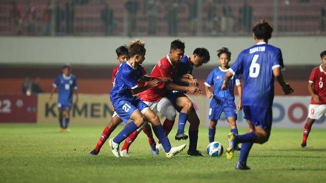 Berikut link live streaming Indonesia vs Singapura di Piala AFF U-16 2022 yang berlangsung di Stadion Maguwoharjo, Sleman.