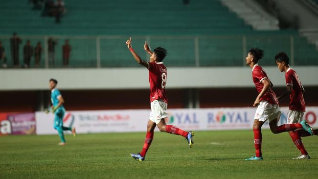 Pelatih Vietnam U-16, Nguyen Quoc Tuan menyebut tim asuhannya semakin termotivasi setelah mempelajari rekaman video Timnas Indonesia U-16.