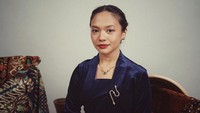 7 Potret Amel Carla Mantan Artis Cilik, Cantik Manglingi dengan Tubuh Langsing