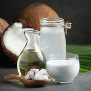 Nggak Mau Makanan Lebaran Cepat Basi? Ini 5 Kesalahan Memasak Santan yang Harus Dihindari