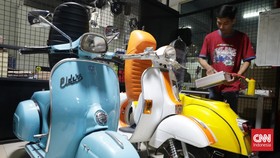 Menhub Jajal Motor Listrik Hasil Konversi Vespa Jadul