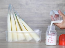 Viral ASI Dibuat Bubuk, Begini Respons IDAI