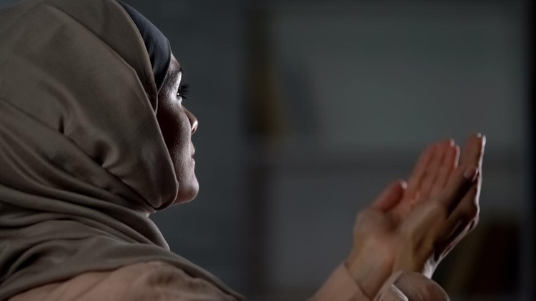 Ilustrasi Wanita Muslim Ilustrasi Wanita Muslim