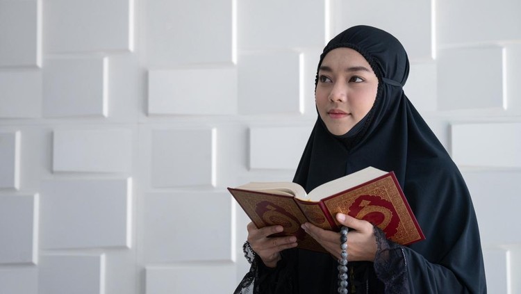 Ilustrasi Wanita Muslim Ilustrasi Wanita Muslim