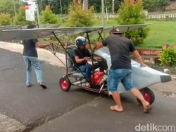 Tangan Kreatif Petani Enrekang Rakit Pesawat Terbang dari Mesin Motor Bekas