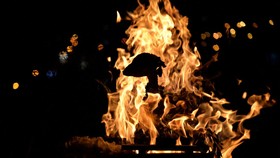 FOTO: Ritual Penghormatan untuk Dewi Bumi di Bolivia