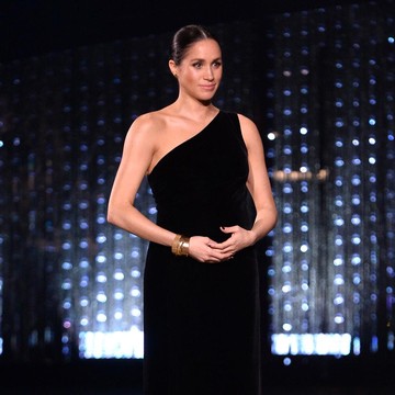 Sambut Ulang Tahunnya yang ke-41, Mari Melihat Kembali Gaya Ikonis Meghan Markle!