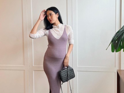 7 Potret Kehamilan Alika Islamadina, Makin Fashionable dengan Baby Bump