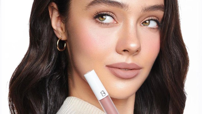 Buttonscarves Beauty Luncurkan Everyday Intense Lip Cream, Hasil Matte Tapi Nggak Bikin Bibir Kering!