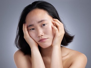 Kulit Perih Abis Eksfoliasi? Coba Cleanser Gentle Ini Dulu