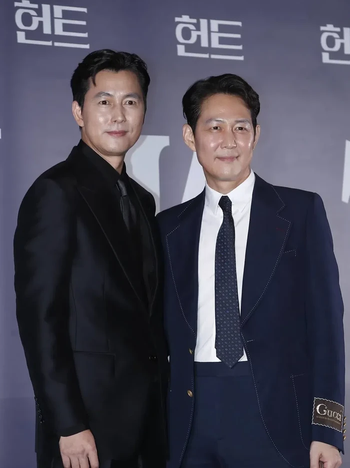 Pada Selasa, (2/8) lalu, premiere VIP untuk film The Hunt diadakan di Megabox COEX, Samseong-dong, Seoul, Korea Selatan melansir Kdramadiary. Film ini pun menghadirkan Jung Woo Sung dan Lee Jung Jae sebagai aktor utamanya./ Foto: kbizoom.com